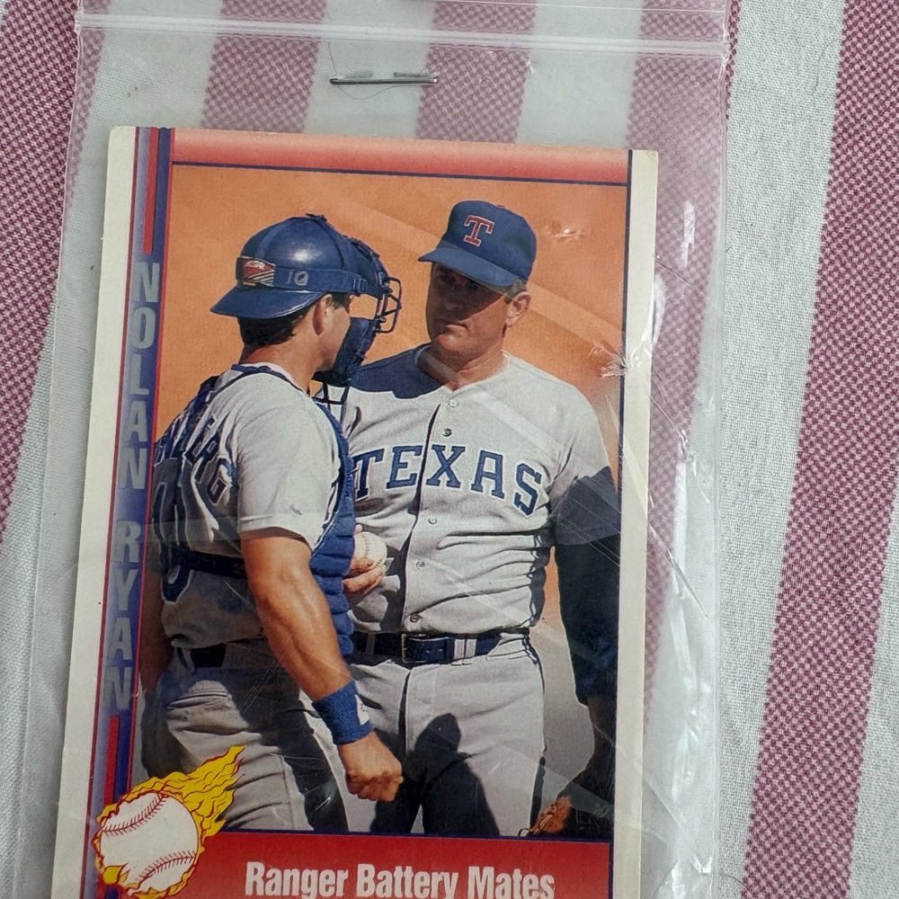 MLB Ranger Battery Mates Card - Blue and Red